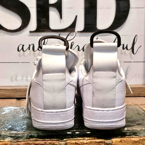 Nike Air Force 1 Utility White Strap Closure Mn 8 | Wmn #AO1531-101 - Picture 4 of 11